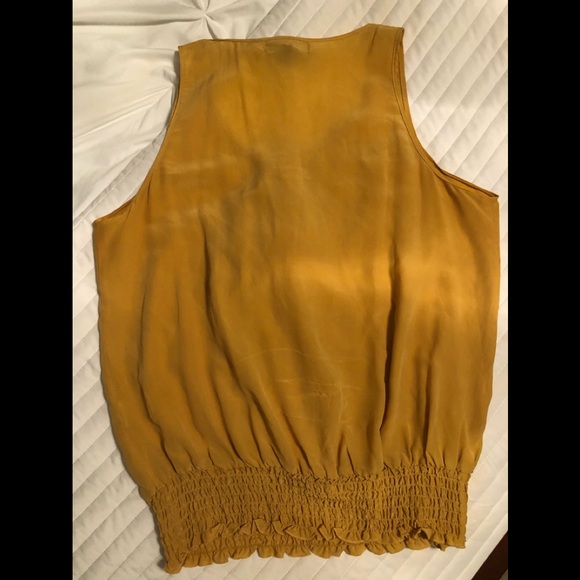 Karen Kane 100% Silk Sleeveless Blouse. Size Large. - Picture 8 of 9